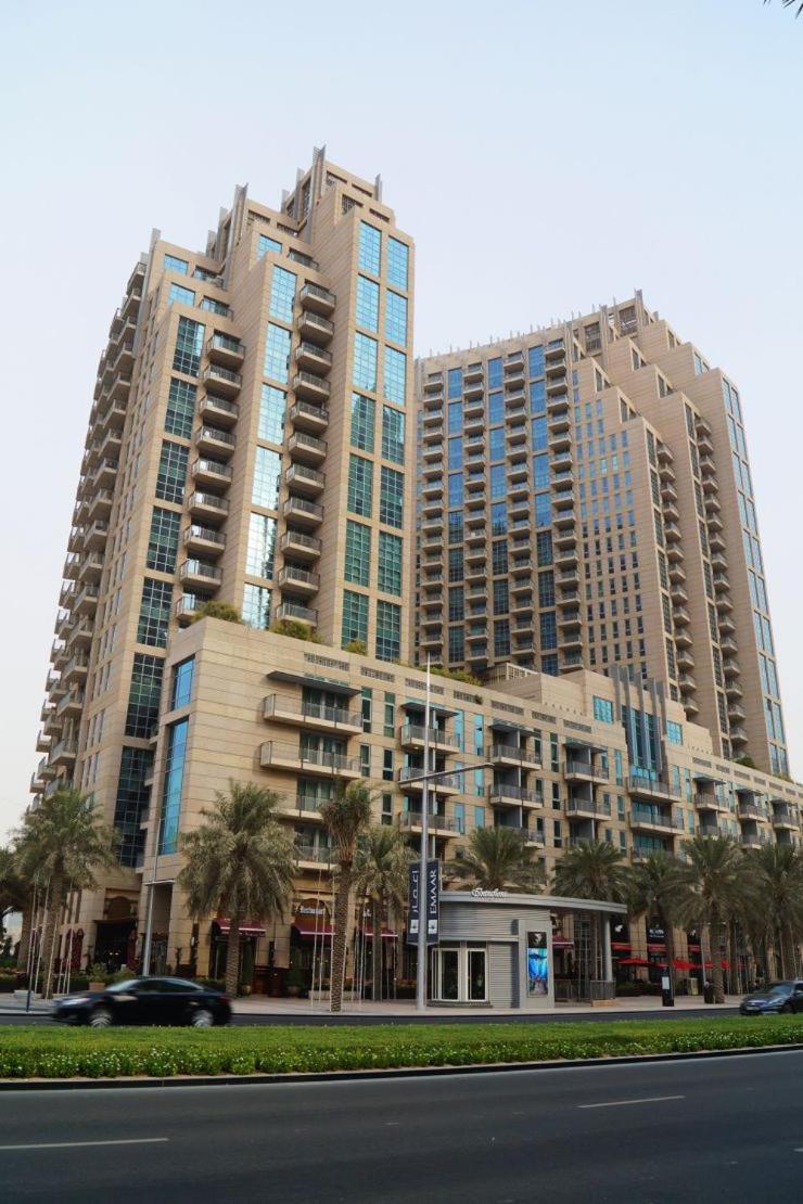 Trinity Holiday Homes - Standpoint Tower Downtown Дубай Экстерьер фото